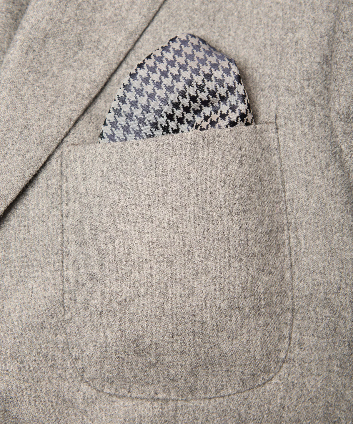 Grey & Navy Houndstooth Woven Silk Pocket Square